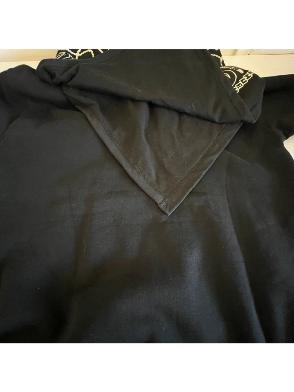 Hue Arcadia Black Bandana Hood Graphic Babushka Hoodie Y2K Skate Punk Streetwear - Picture 11 of 15